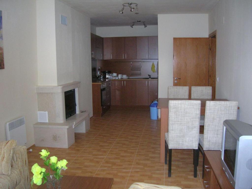 Apartmán Апартамент В Лъки Спа Комплекс Pamporovo Exteriér fotografie